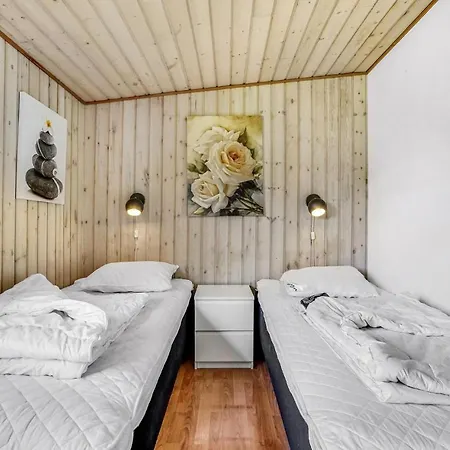 Ferienhaus Three-bedroom In Jagerspris