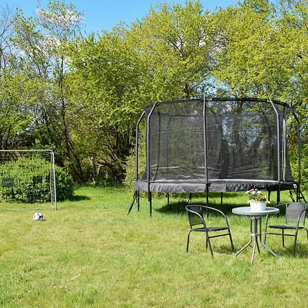 Three-bedroom In Jagerspris Ferienhaus *