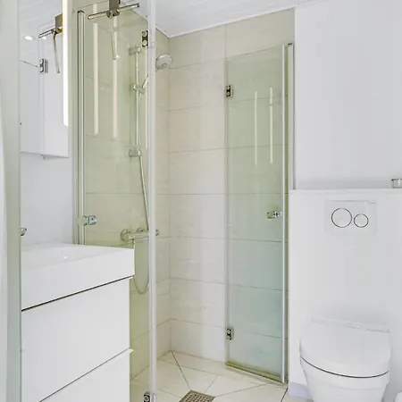 Three-bedroom In Jagerspris Jægerspris