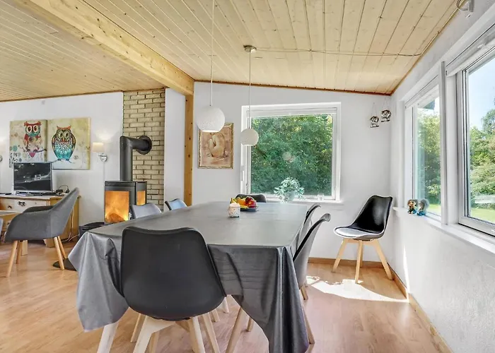 Three-bedroom In Jagerspris Jægerspris