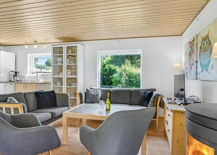 Three-bedroom In Jagerspris 別荘