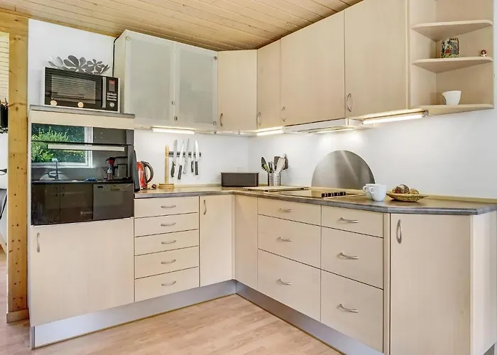 Three-bedroom In Jagerspris 別荘 *