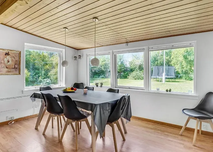 Three-bedroom In Jagerspris 別荘 Jægerspris